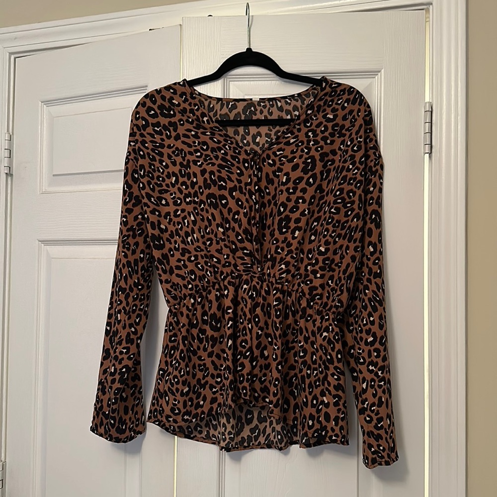 Boutique top size L NWT